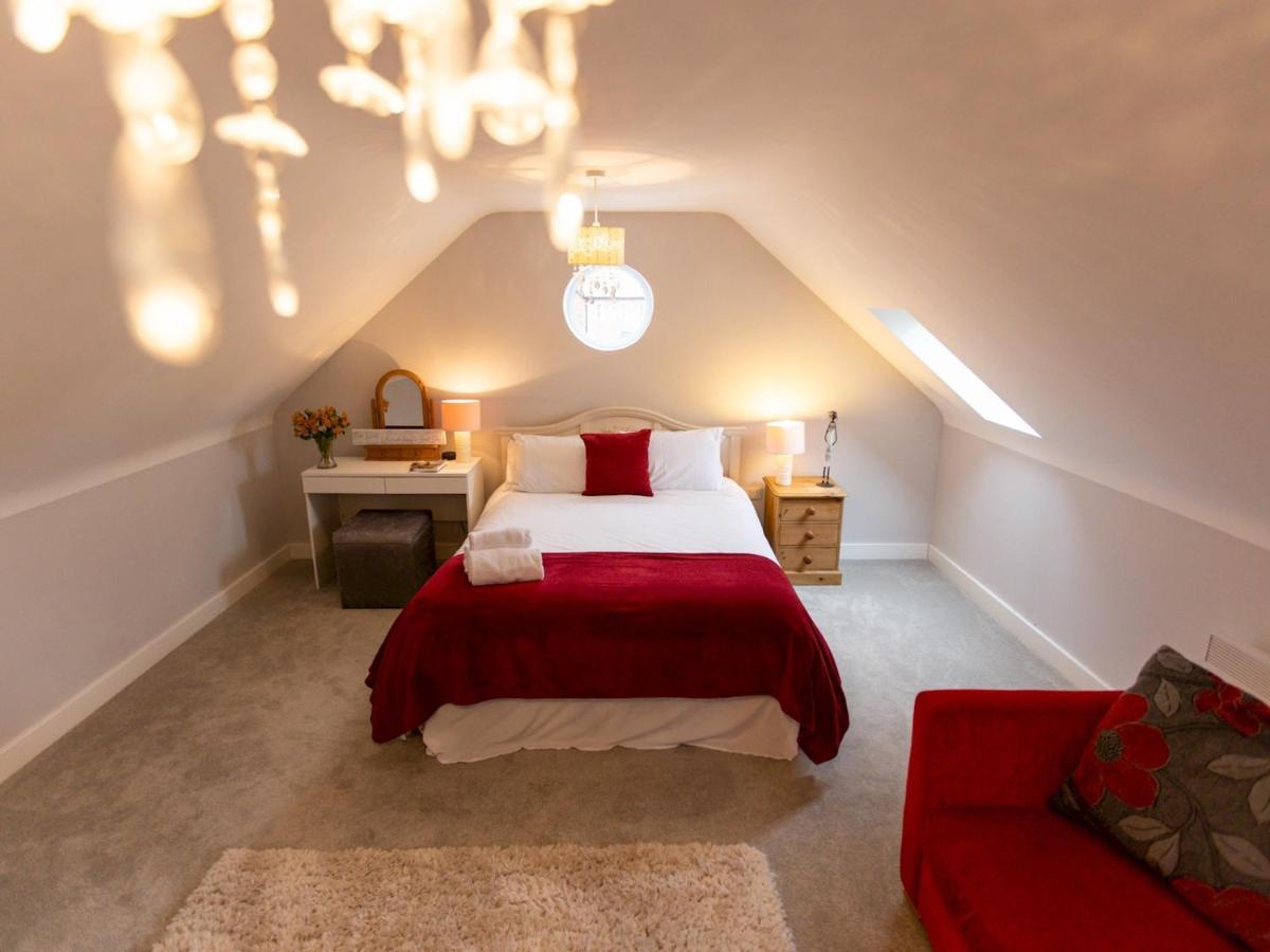 Pass The Keys Superb Space In The Idyllic Village Of Loppington Shrewsbury Exterior photo