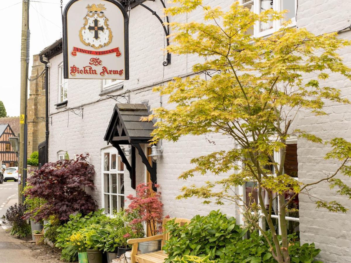 Pass The Keys Superb Space In The Idyllic Village Of Loppington Shrewsbury Exterior photo